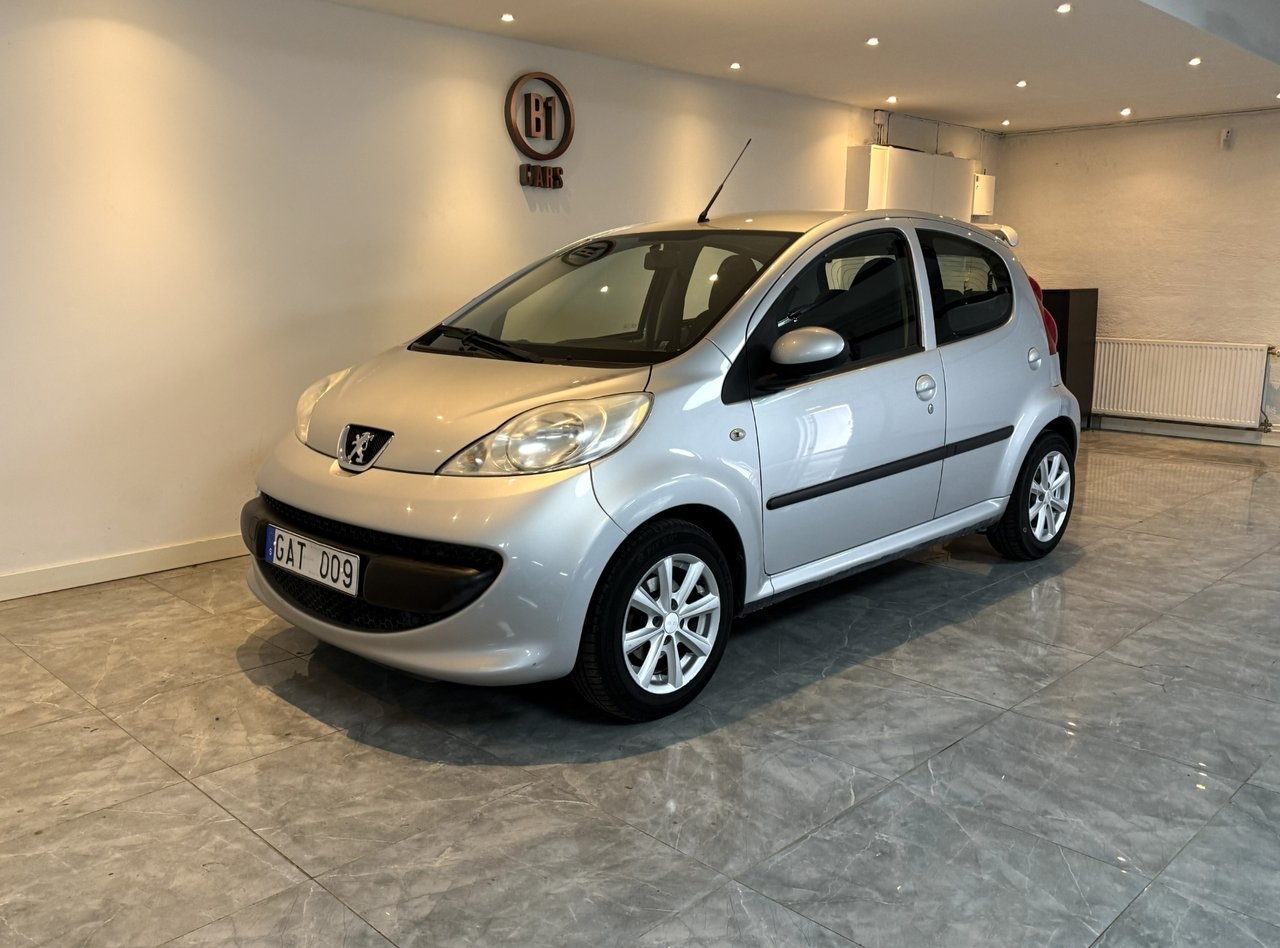 Peugeot 107 2008, bild 2/10