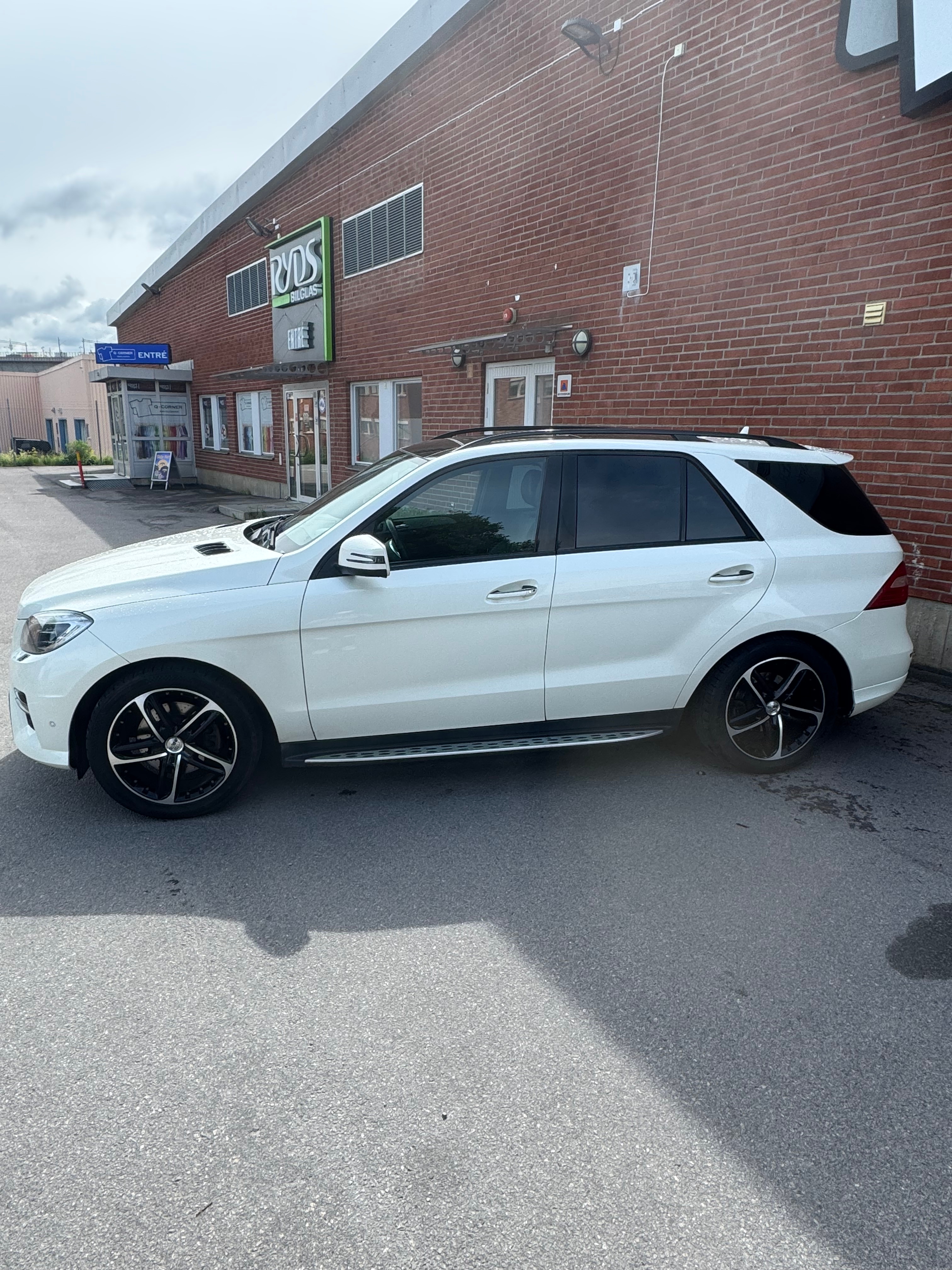 Mercedes-Benz ML 2013, bild 5/10