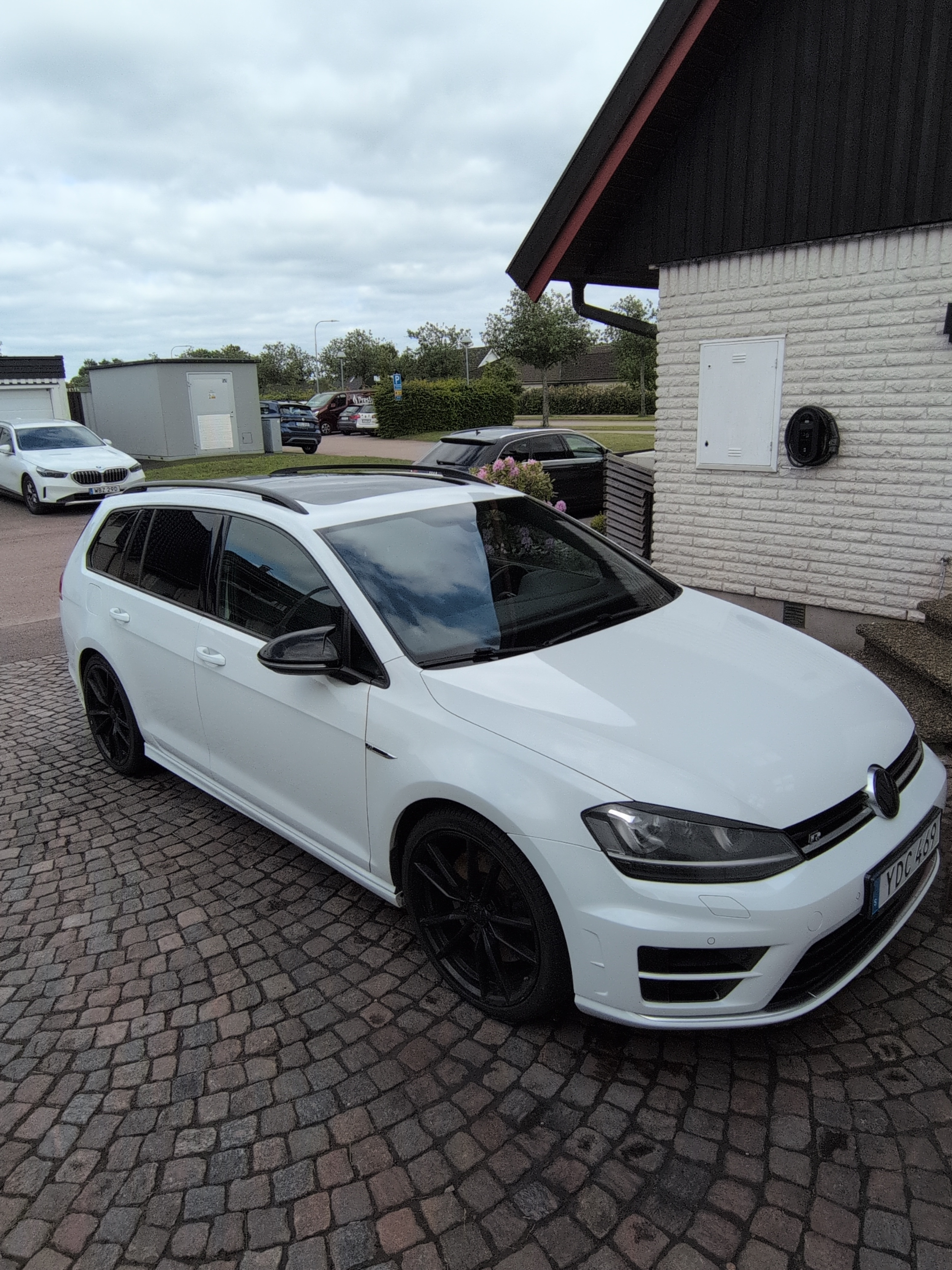 Volkswagen Golf 2016, kuva 2/5