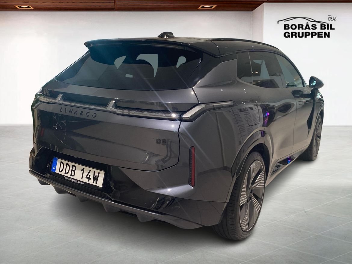 Lynk & Co 08 More PHEV 2025, bild 2/10