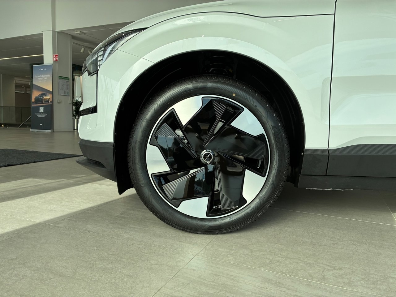 Volvo EX30 2027, bild 5/10
