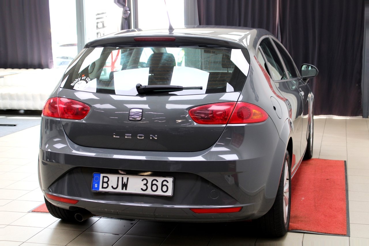 Seat Leon 2011, bild 7/10