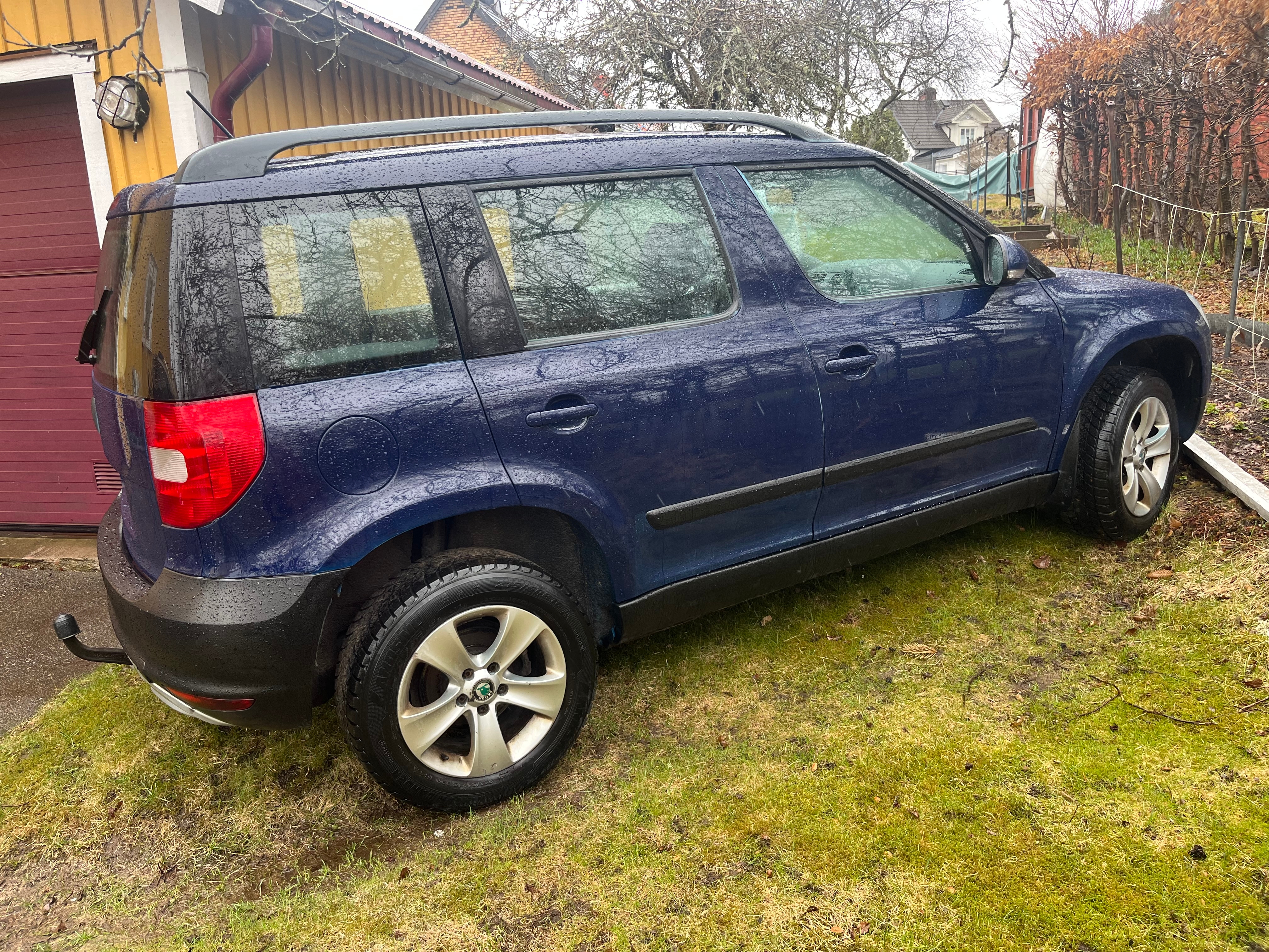 Skoda Yeti 2.0 TDI 4x4 Manuell 2011, bild 4/4