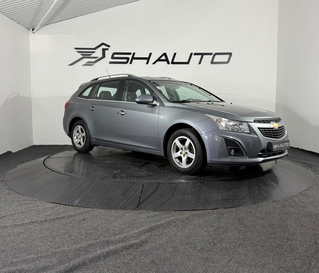 Chevrolet Cruze Kombi 1.4 T 2013, kuva 3/10