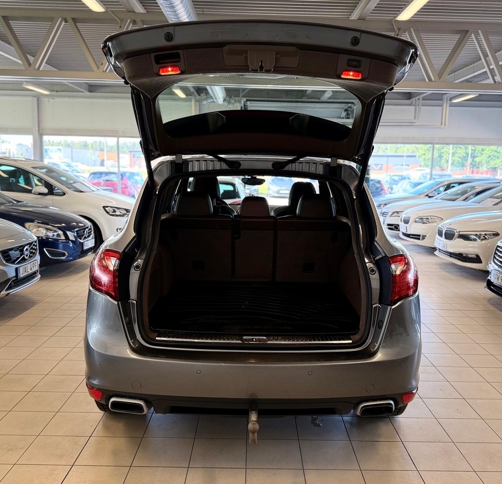 Porsche Cayenne 2011, kuva 6/10