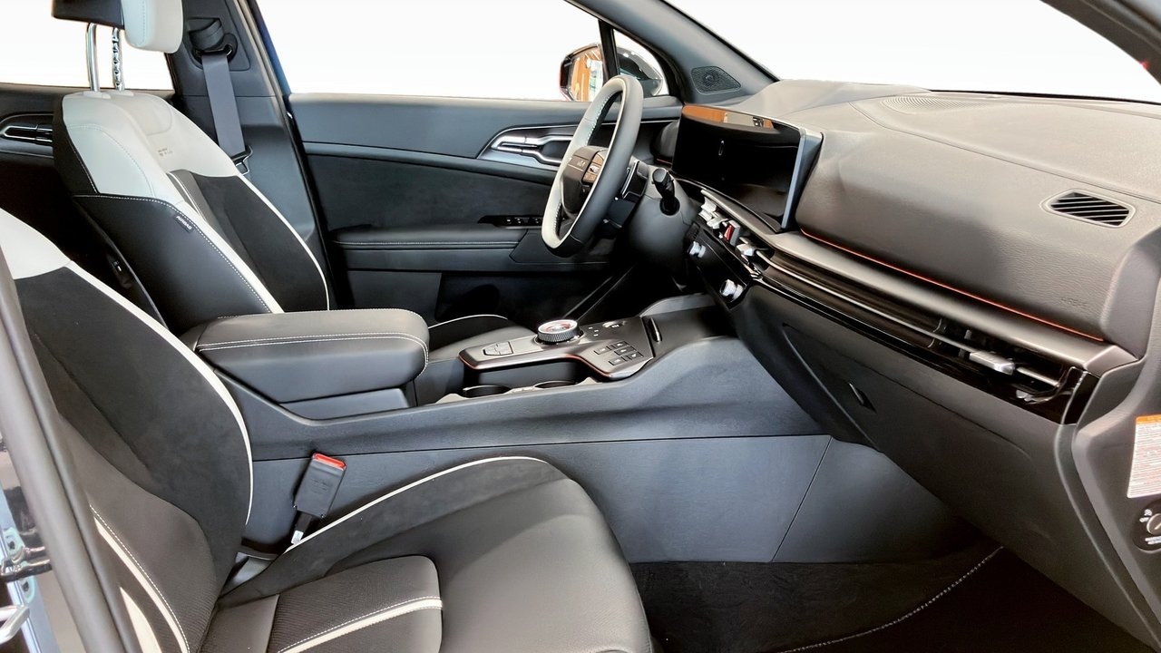 Kia Sportage PHEV GT LINE 2026, bild 3/9