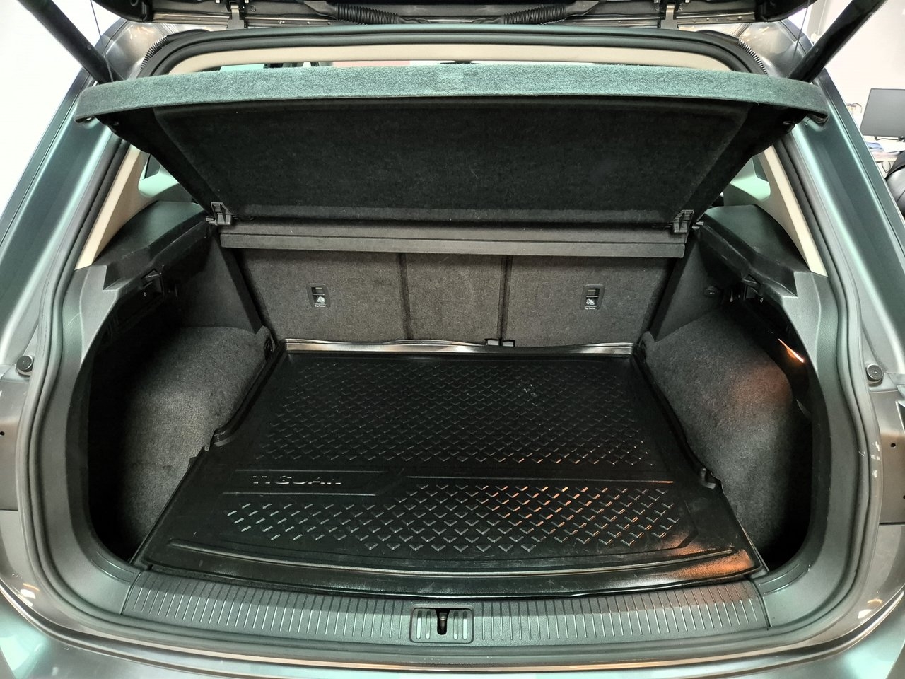 Volkswagen Tiguan 2017, bild 7/10