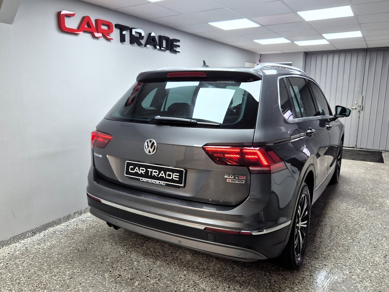 Volkswagen Tiguan 2017, bild 6/10