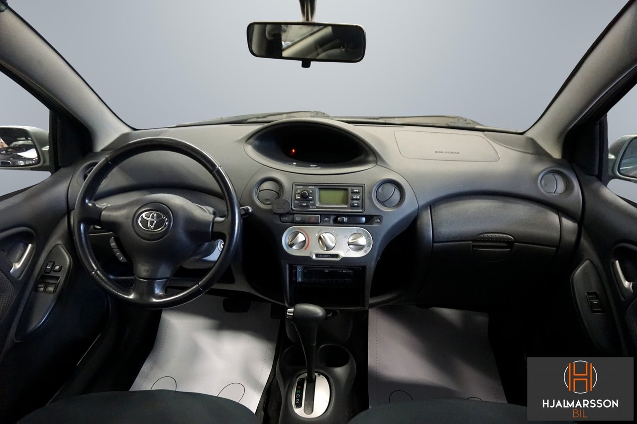 Toyota Yaris 5-dörrar 1.3 VVT-i 2005, bild 6/10