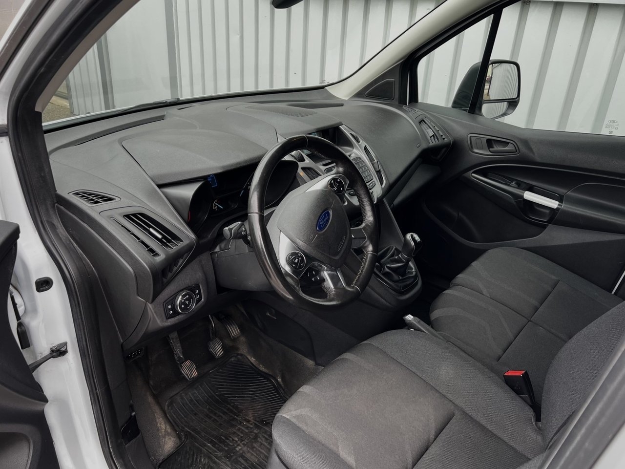 Ford Transit Connect 2016, photo 4/7