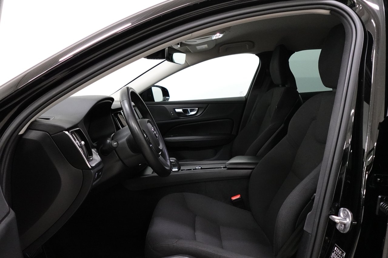 Volvo V60 Cross Country B4 AWD Advanced 2022, bild 4/10