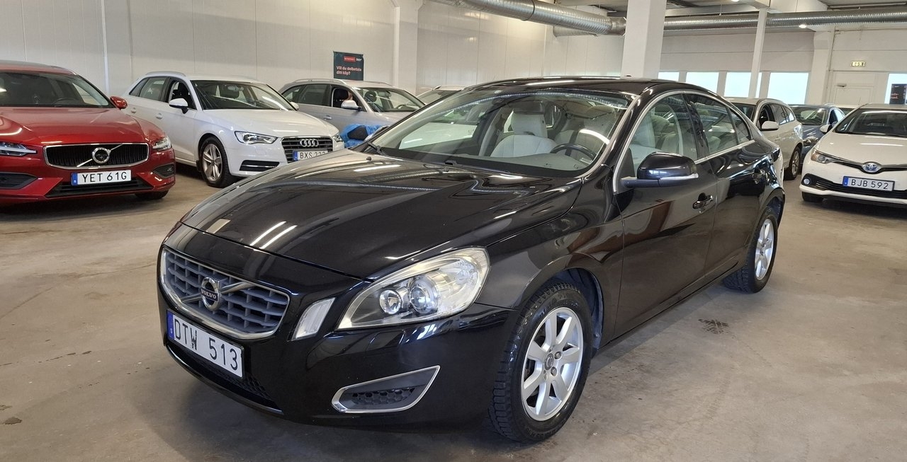 Volvo S60 2011, kuva 2/27