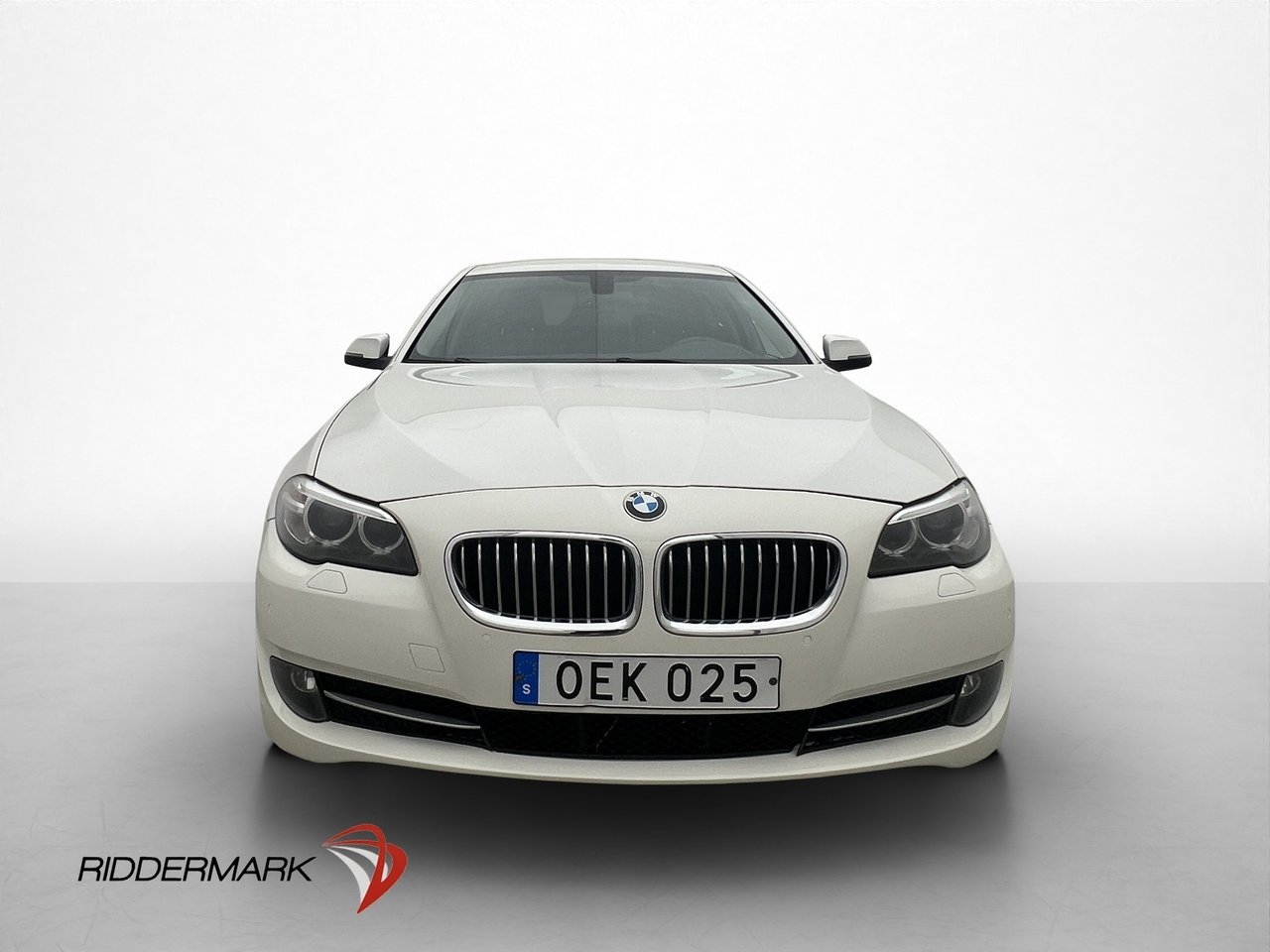 BMW 520 2016, bild 2/29