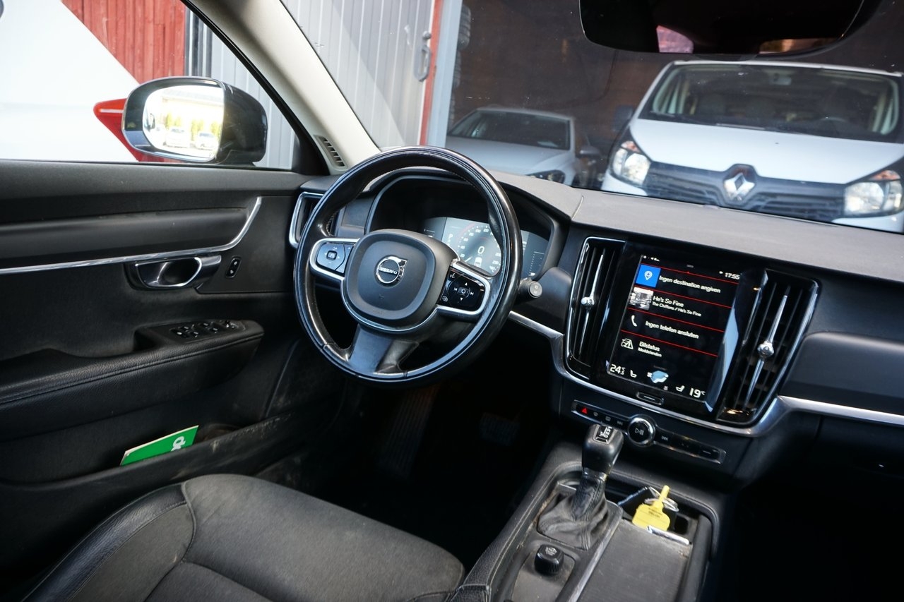 Volvo V90 Cross Country 2018, kuva 5/6