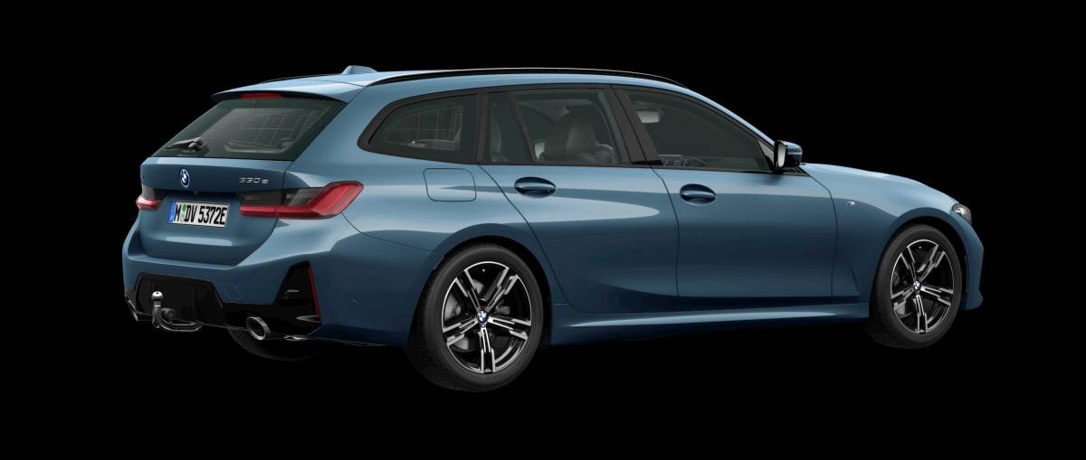 BMW 330 e xDrive Touring 2026, bild 2/3
