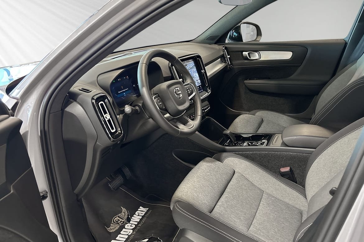 Volvo XC40 B4 FWD Bensin Plus Dark 2026, bild 7/20