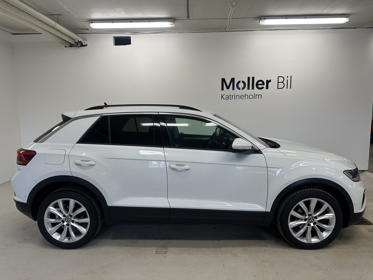 Volkswagen T-Roc 1.5 TSI 150 HK DSG7 2024, bild 2/10