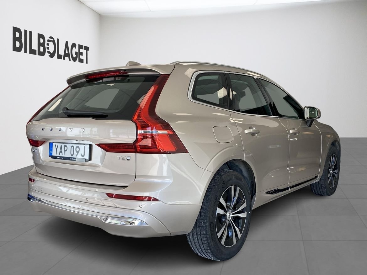 Volvo XC60 T6 Core Special Edition 2025, bild 4/14