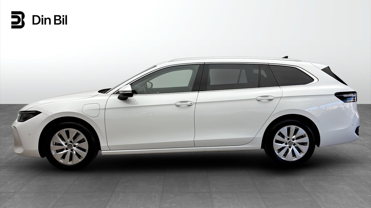 Volkswagen Passat 2024, kuva 2/10