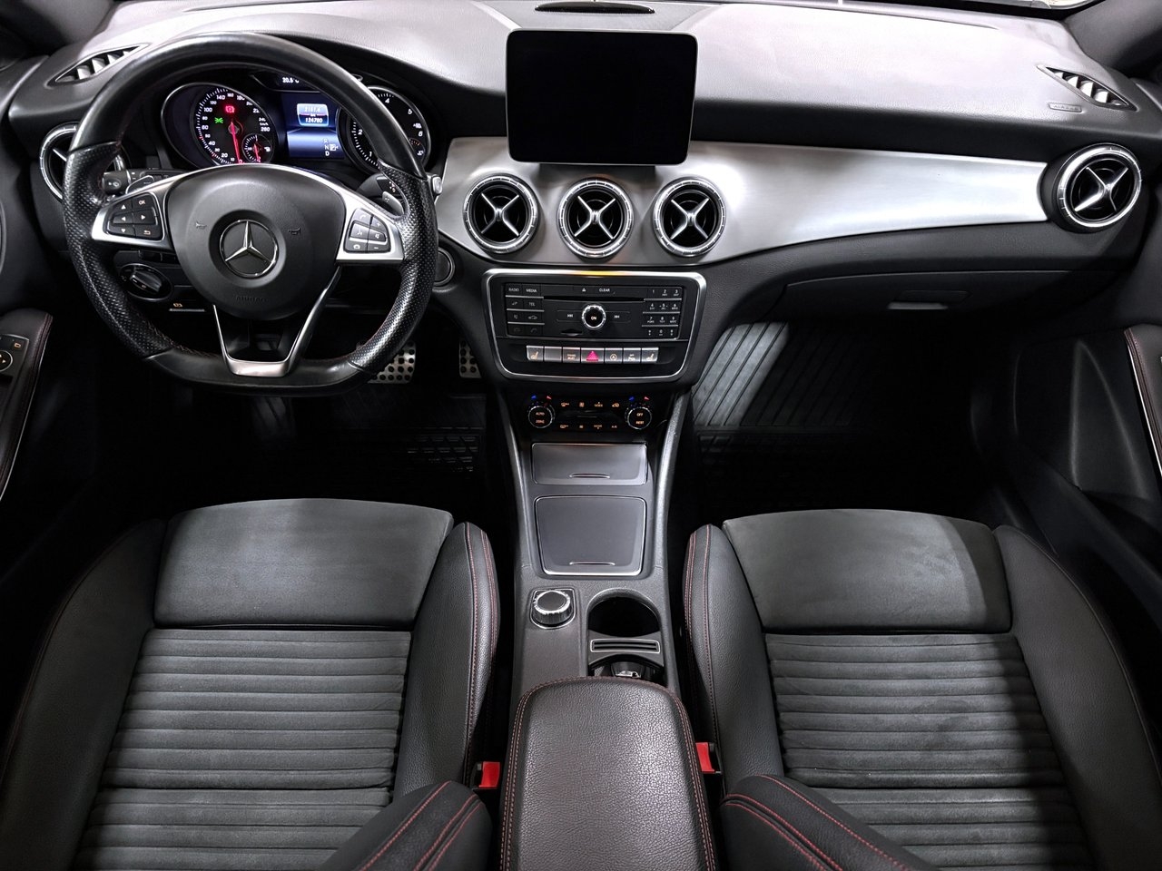Mercedes-Benz CLA 2017, kuva 5/10
