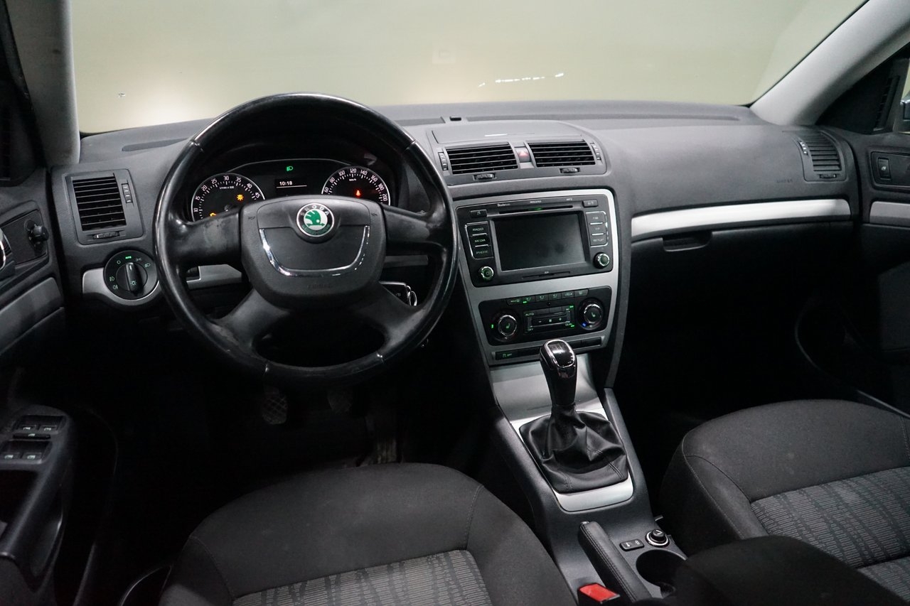 Skoda Octavia 2012, bild 7/16