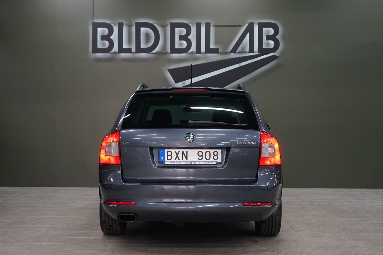 Skoda Octavia 2012, bild 6/16