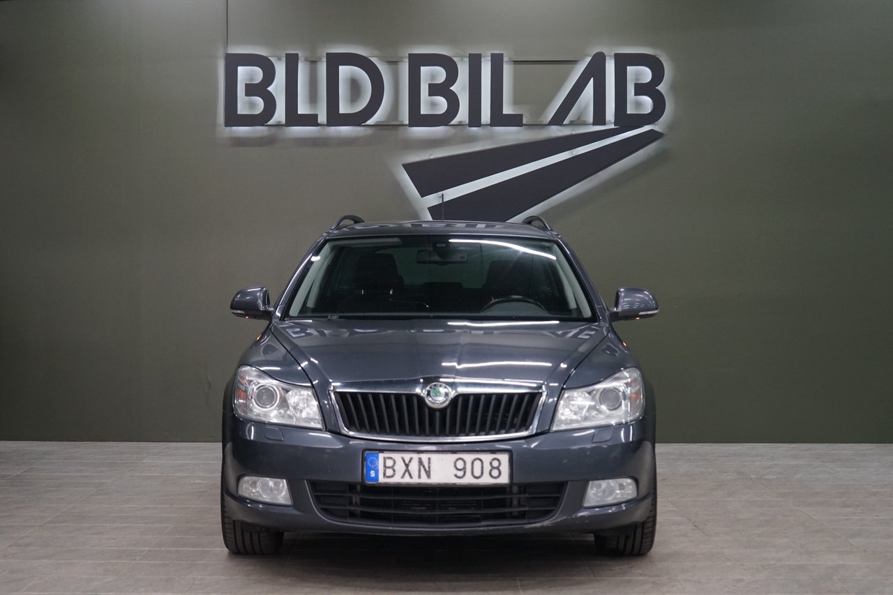 Skoda Octavia 2012, bild 3/16