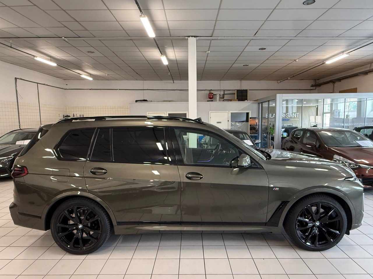 BMW X7 2024, kuva 2/10