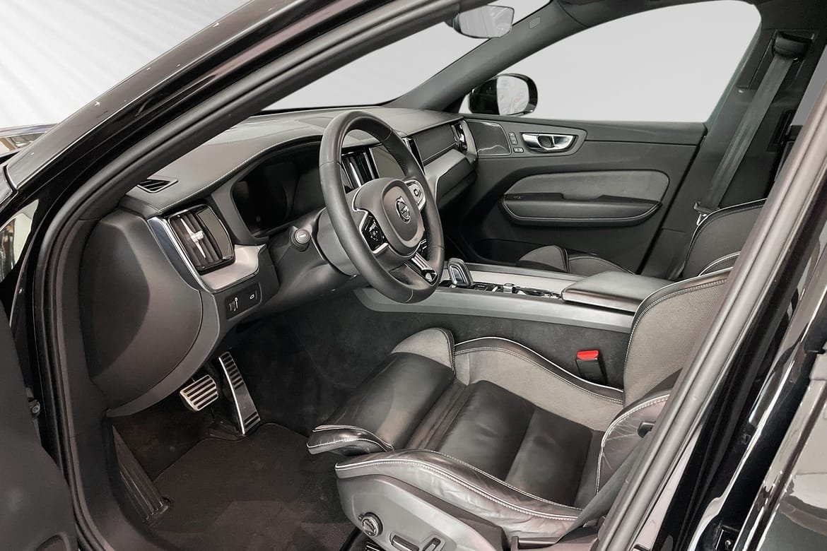 Volvo XC60 B6 AWD Bensin R-Design 2022, bild 6/10