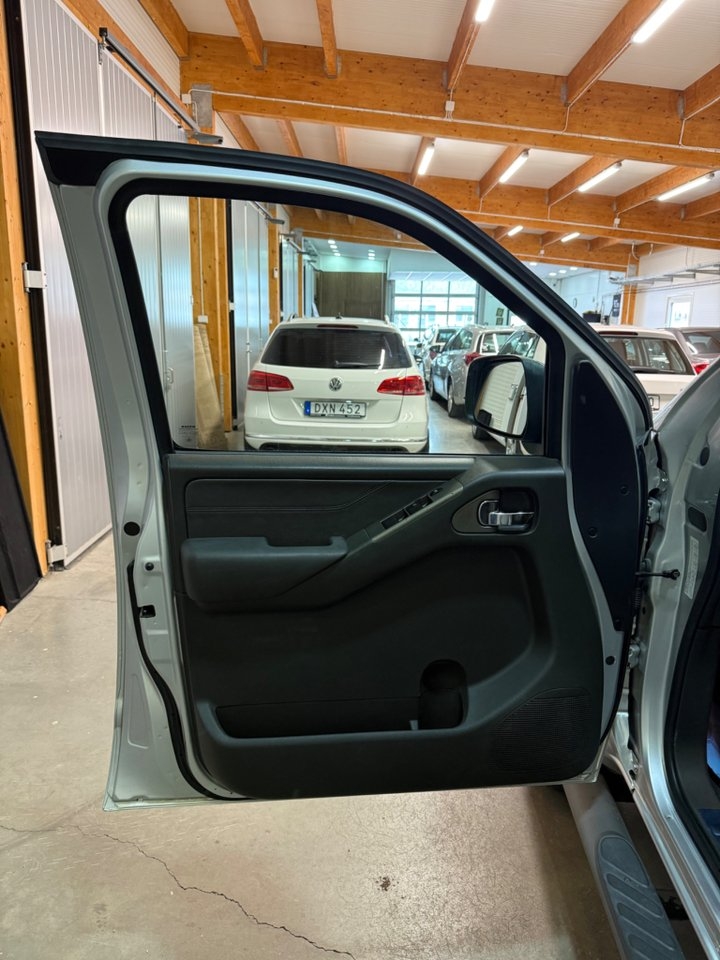 Nissan Navara 2008, bild 7/20