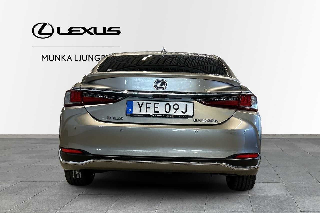 Lexus ES 300h Luxury ML 2019, bild 5/14