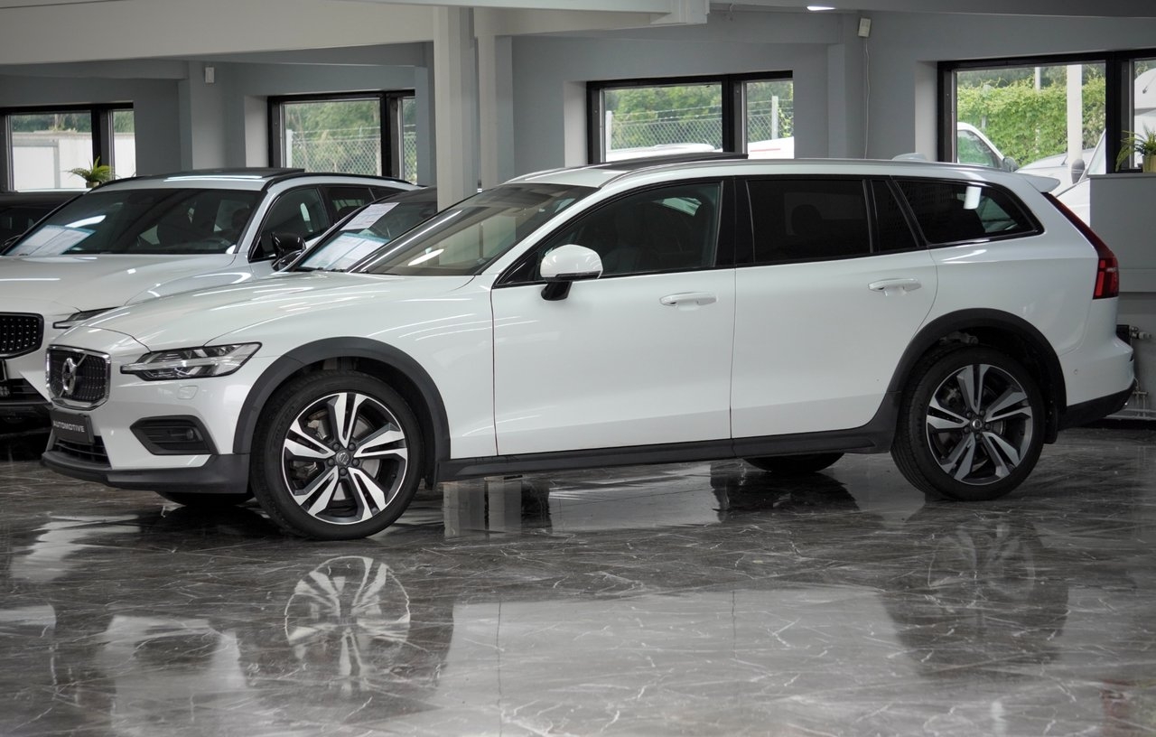 Volvo V60 Cross Country 2019, bild 5/10