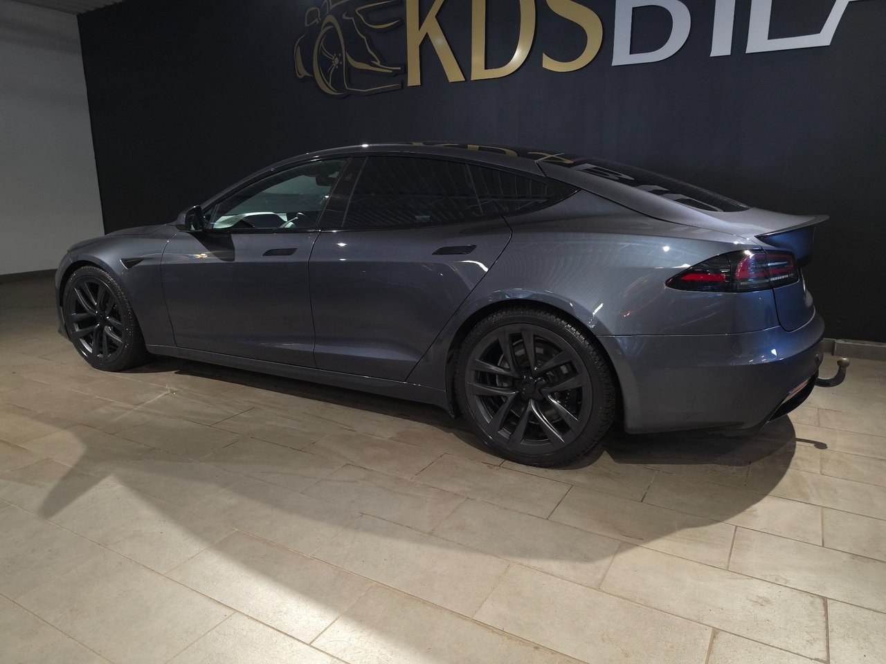 Tesla Model S Plaid AWD 1020hk 2023, photo 3/6
