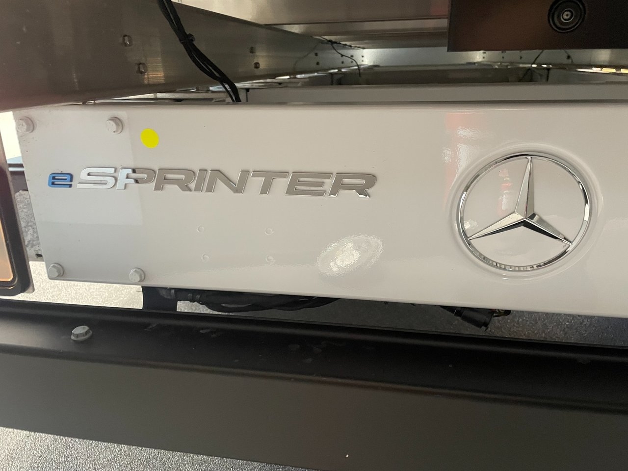 Mercedes-Benz eSprinter 2026, photo 6/10