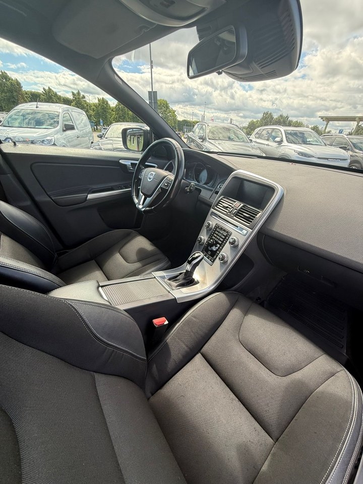 Volvo XC60 2017, bild 7/10