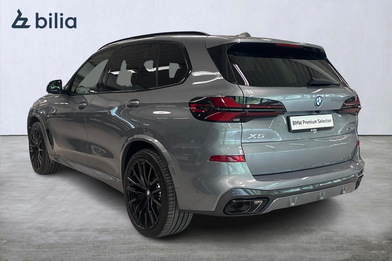 BMW X5 xDrive 50e M-Sport Pro 2026, photo 2/10