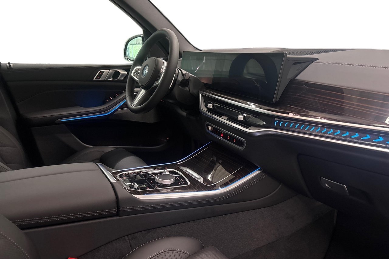 BMW X5 xDrive 50e M-Sport Pro 2026, photo 6/10