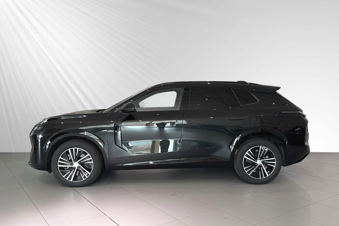 Lynk & Co 08 2025, kuva 2/10