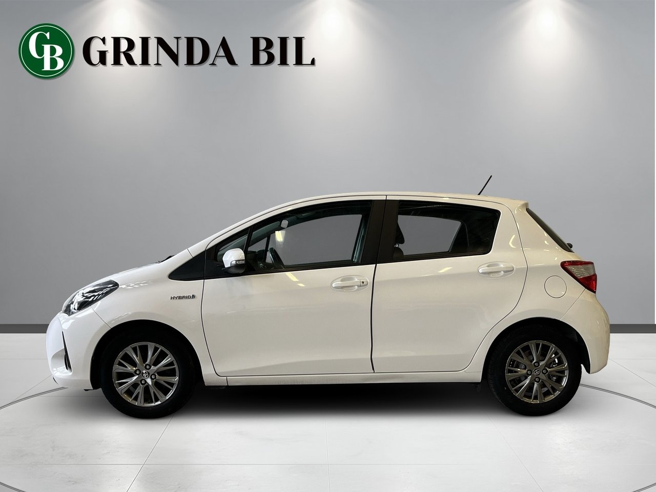 Toyota Yaris 2017, bild 2/23