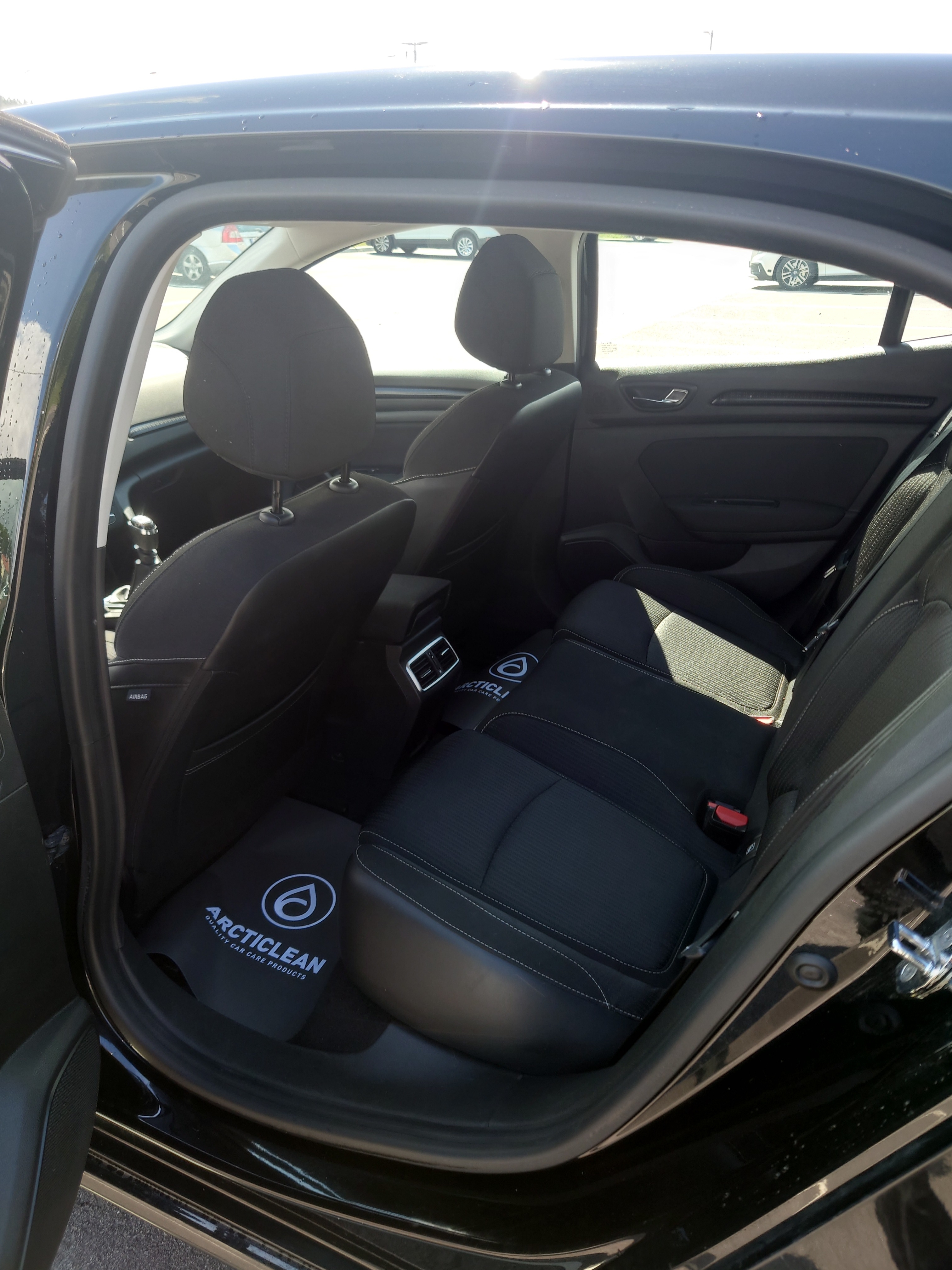 Renault Megane IV 1.2 TCe 130 2017, kuva 6/10