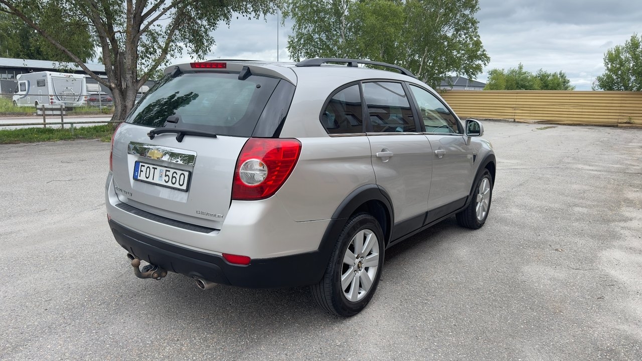 Chevrolet Captiva 2.0 TD VCDi AWD Euro 4 2007, bild 4/9