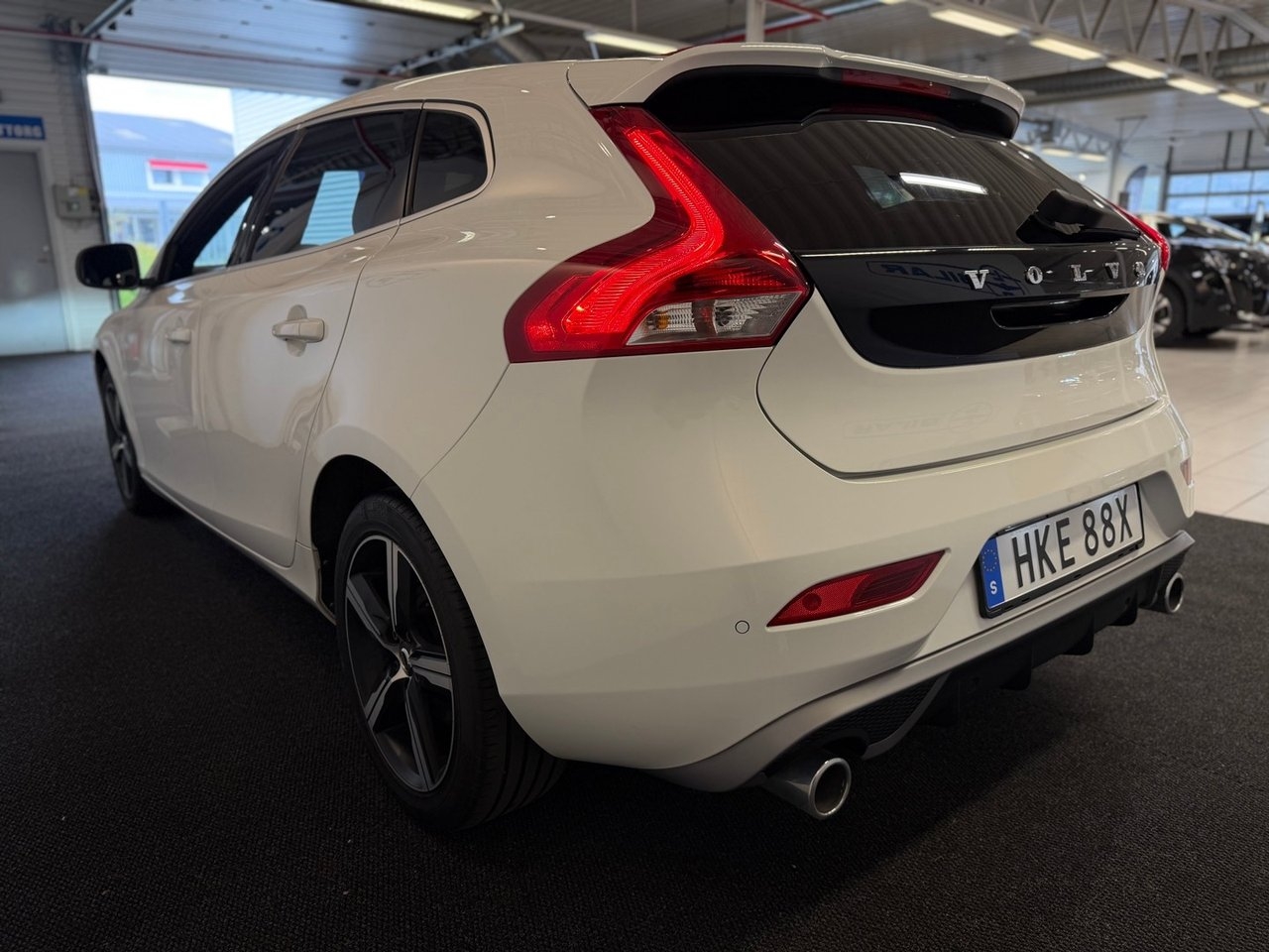Volvo V40 D3 Geartronic R-Design 2019, bild 5/10