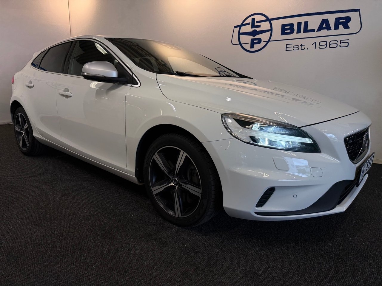 Volvo V40
