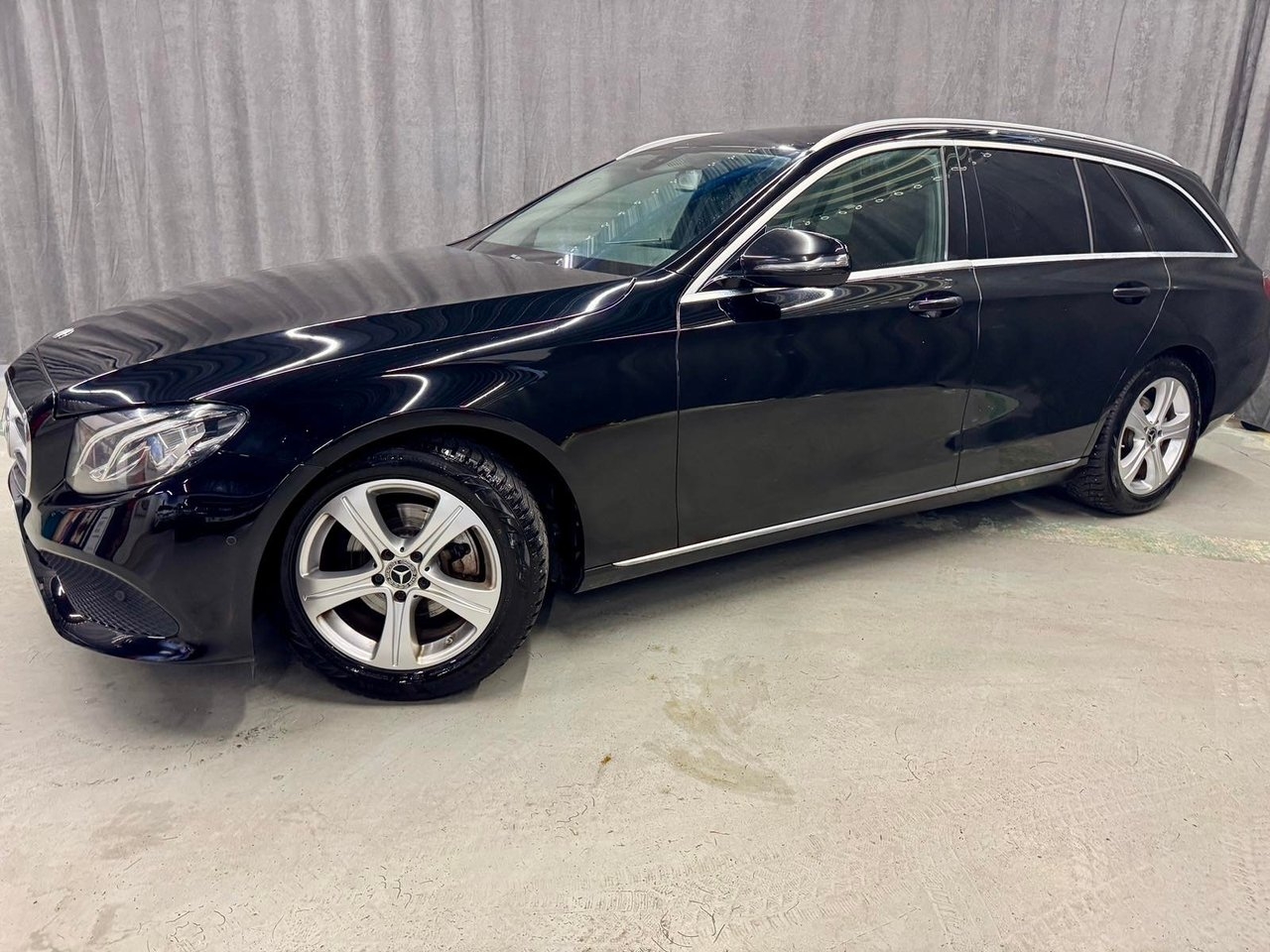 Mercedes-Benz E 2018, bild 2/10