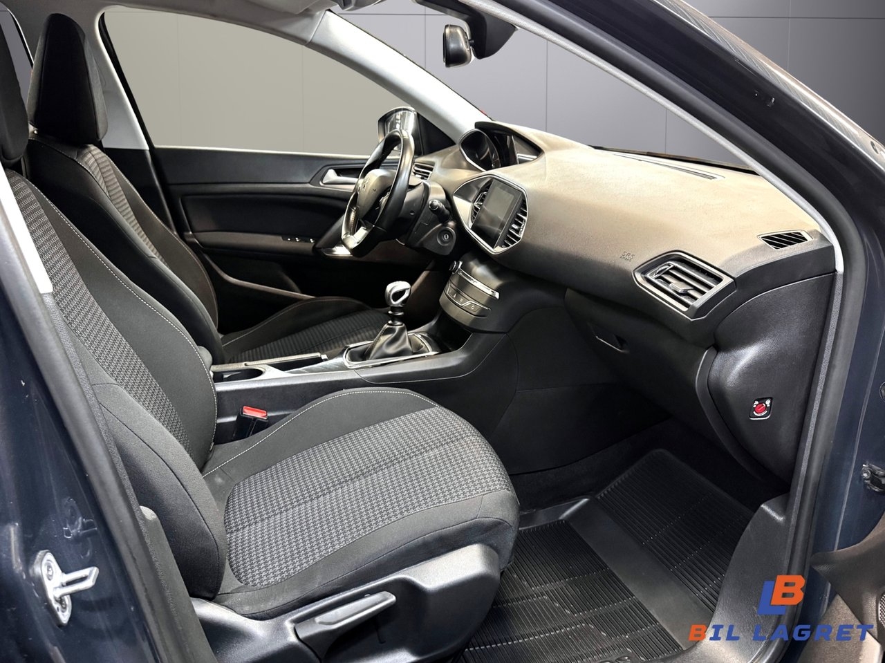 Peugeot 308 2019, bild 7/10
