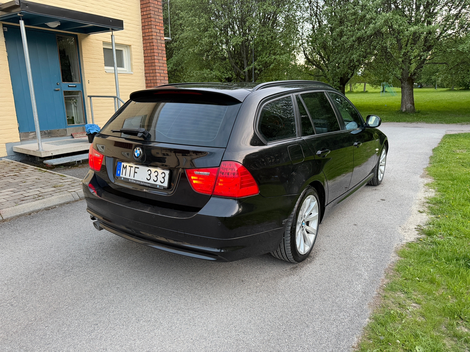 BMW 320d 2012, bild 5/7