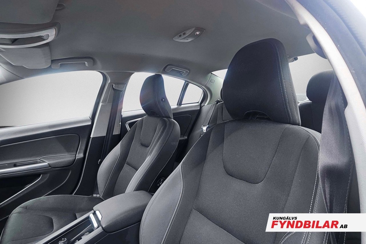 Volvo S60 T3 Powershift, 150hk Momentum 2014, bild 5/5
