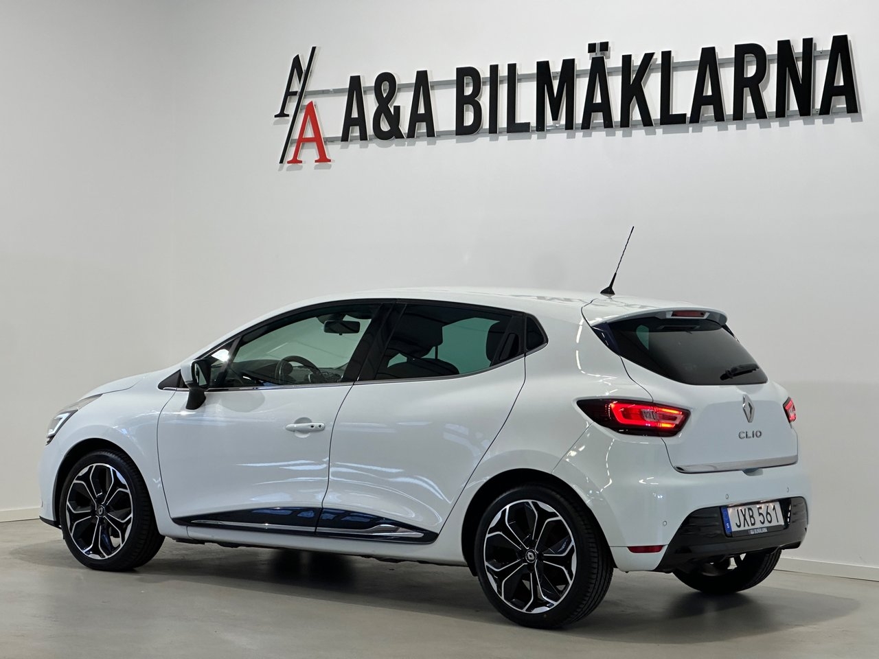 Renault Clio 1.2 TCe EDC Intens Euro 6 2018, photo 7/20