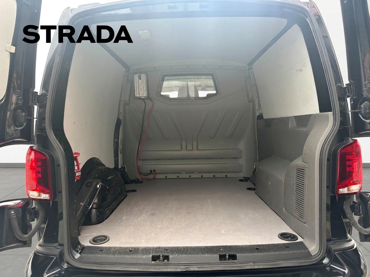 Volkswagen Transporter 2023, bild 7/12