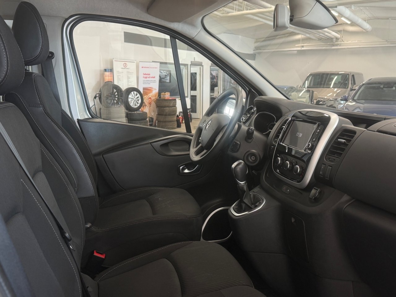 Renault Trafic 2020, bild 5/17